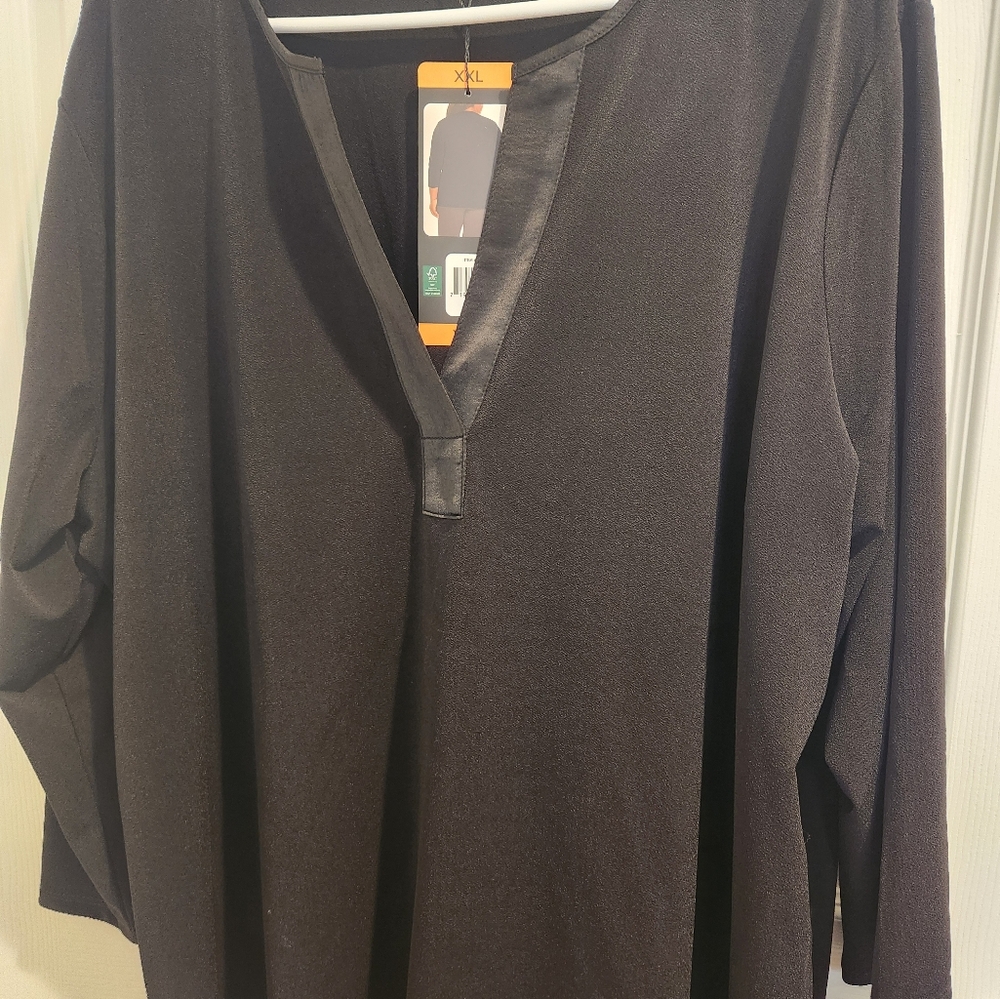 Black V-Neck Women's Tunic
